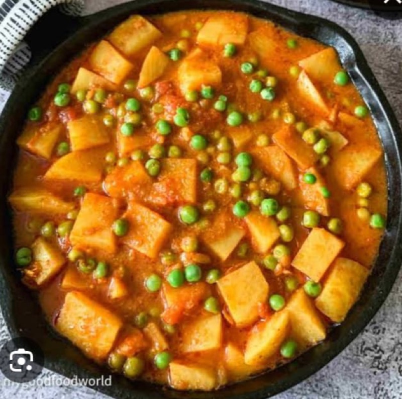 Aloo matar with potatoes and green peas